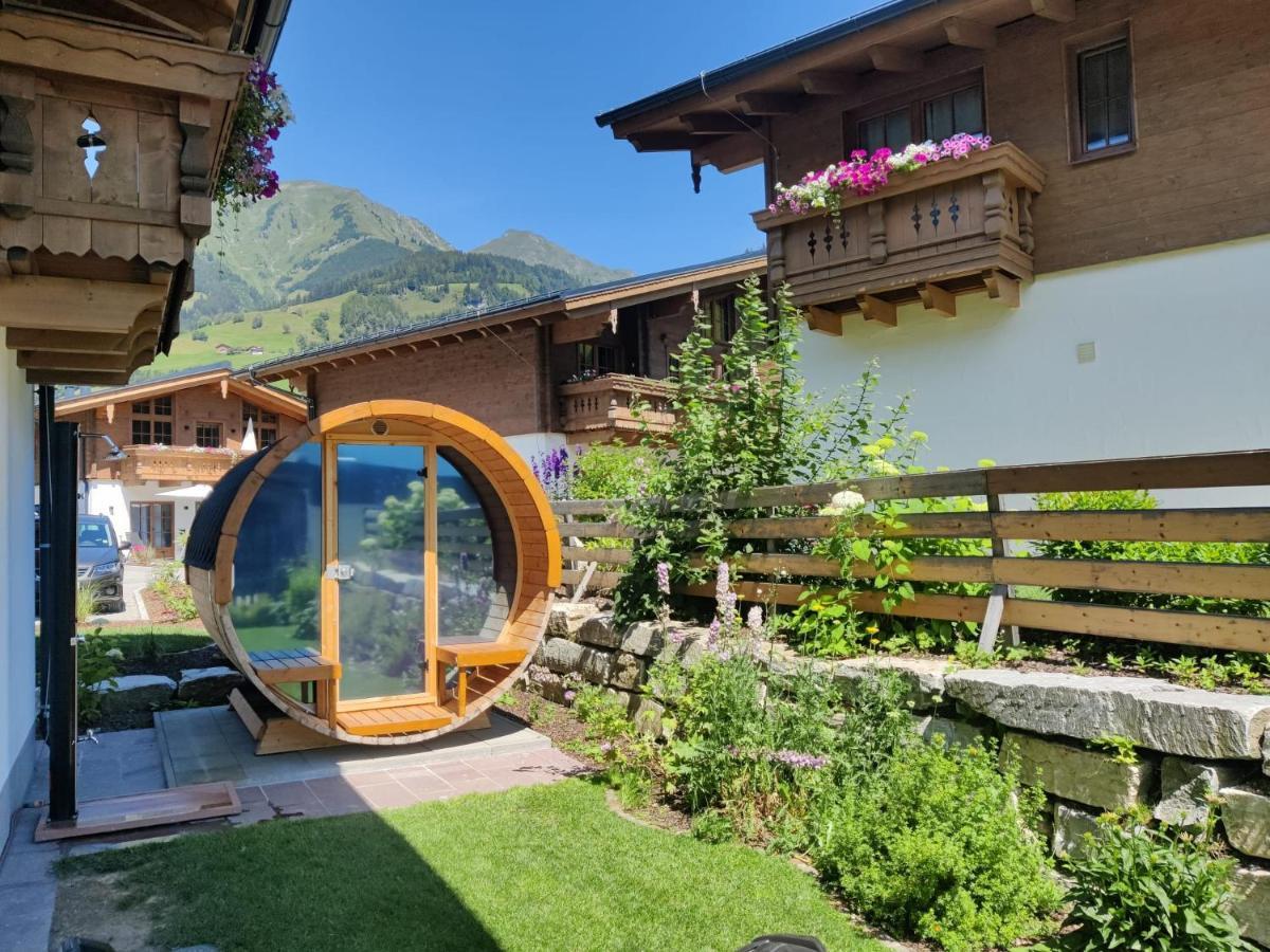 Hochalmbahnen Chalets Rauris 1-02, Maislaufeldweg 1B エクステリア 写真